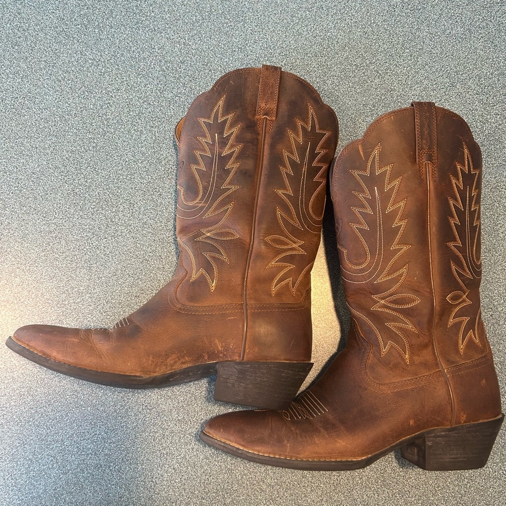 Ariat Heritage R Toe Boot